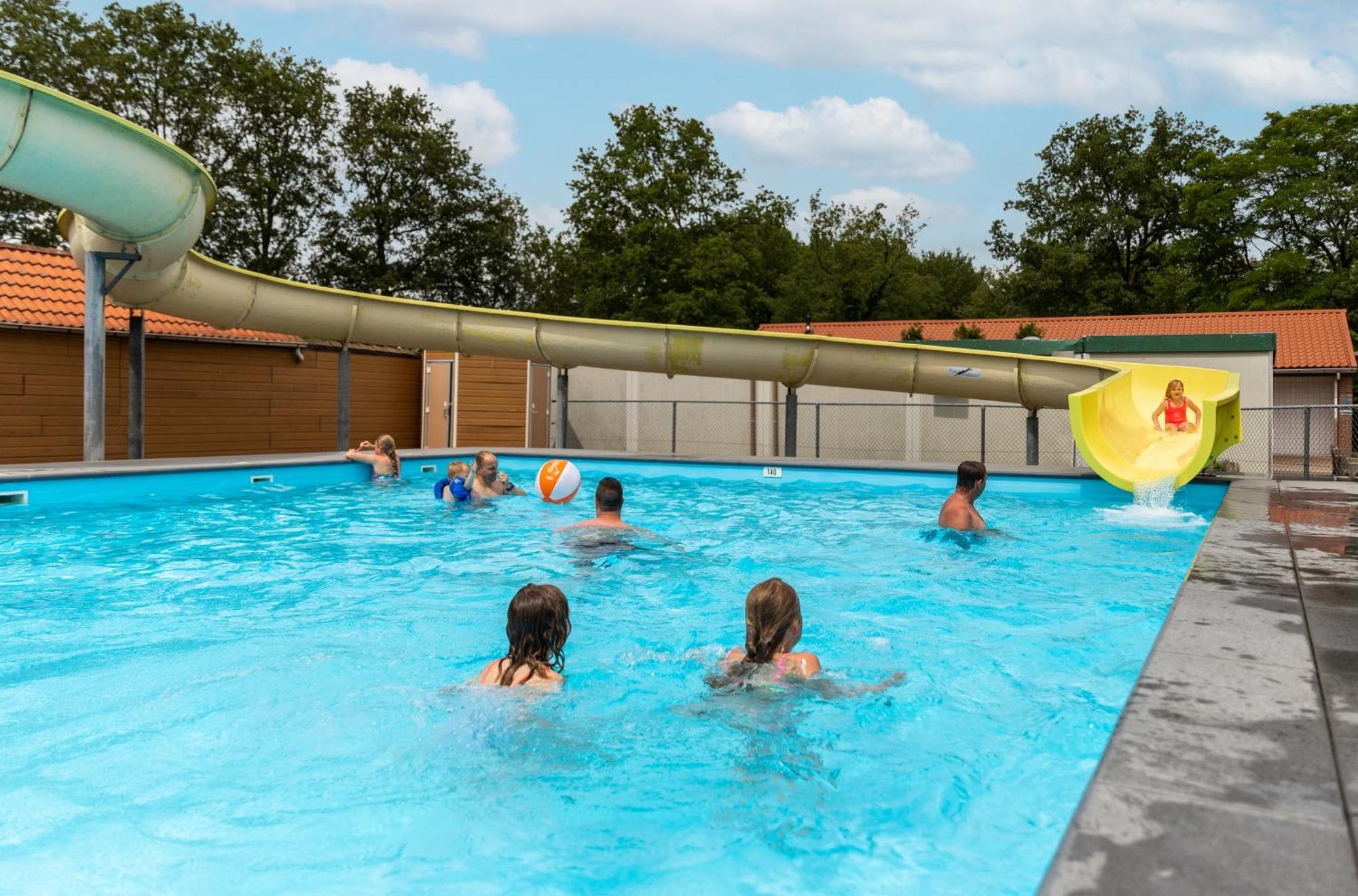 Recreatiepark De Tien Heugten Schoonloo Екстер'єр фото