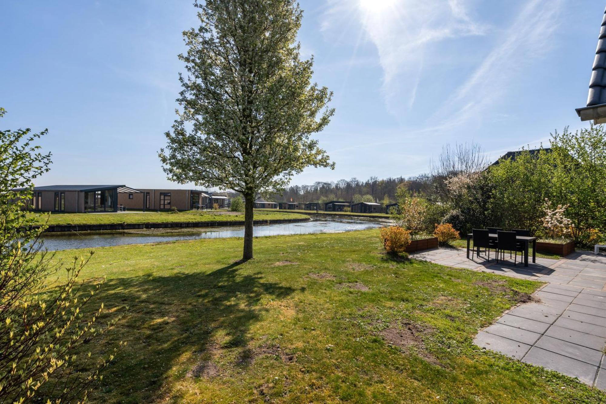 Recreatiepark De Tien Heugten Schoonloo Екстер'єр фото